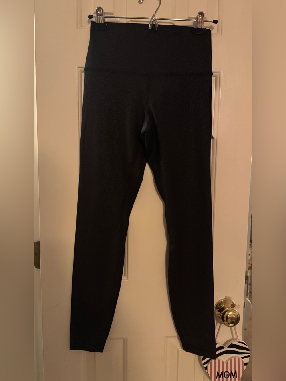 Lululemon Align High Rise 28” Ripple Emboss Black Size 8